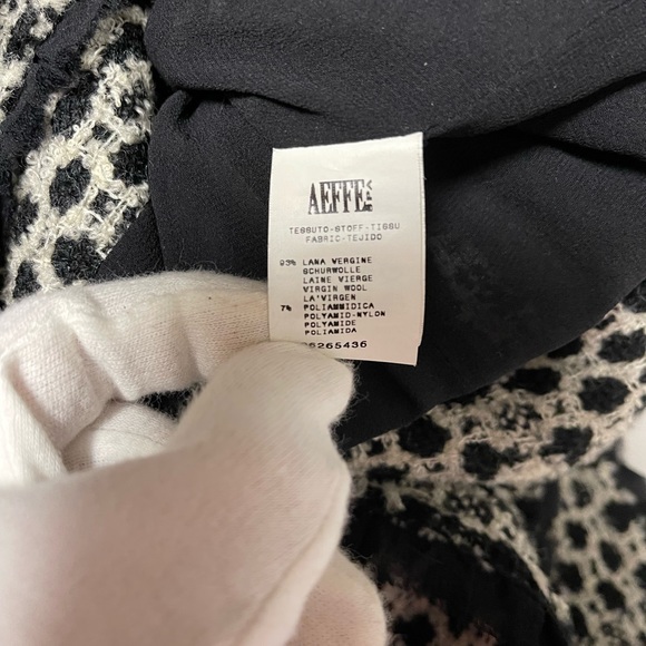 MOSCHINO Italy women's coat! - Picture 6 of 8